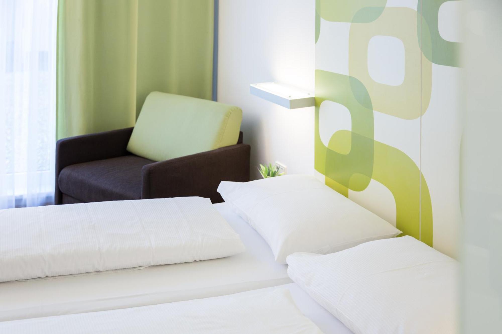 Arte Hotel Krems Екстериор снимка