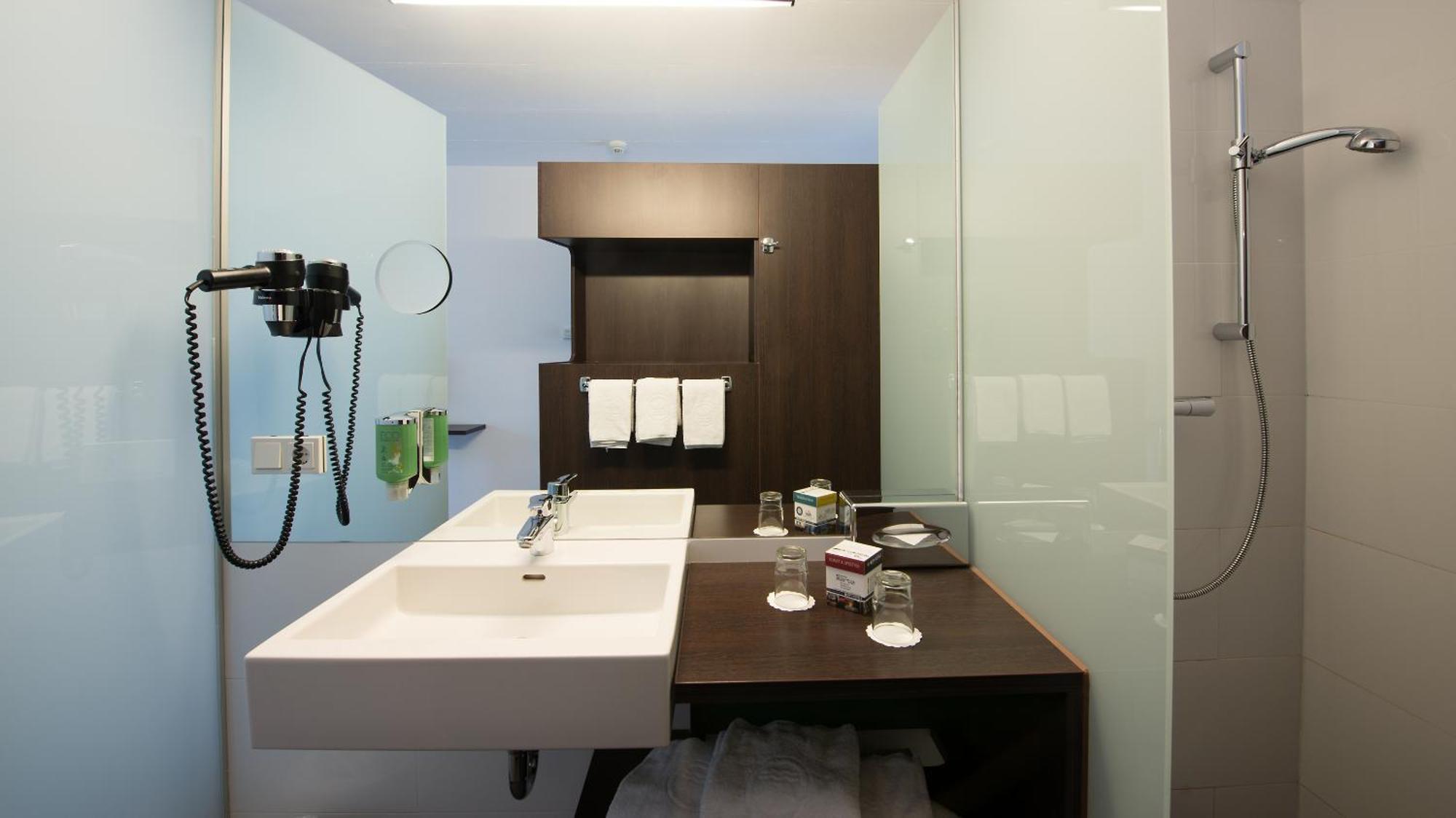 Arte Hotel Krems Екстериор снимка