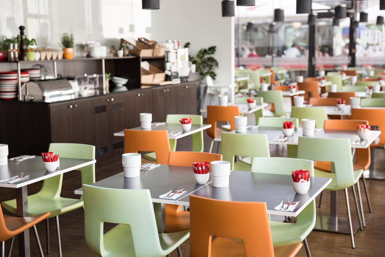 Arte Hotel Krems Екстериор снимка