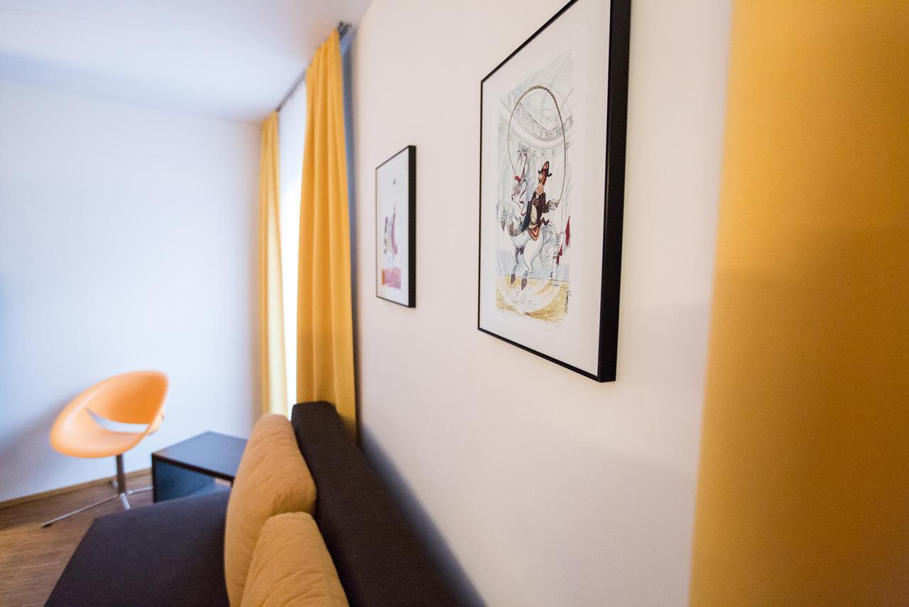 Arte Hotel Krems Екстериор снимка