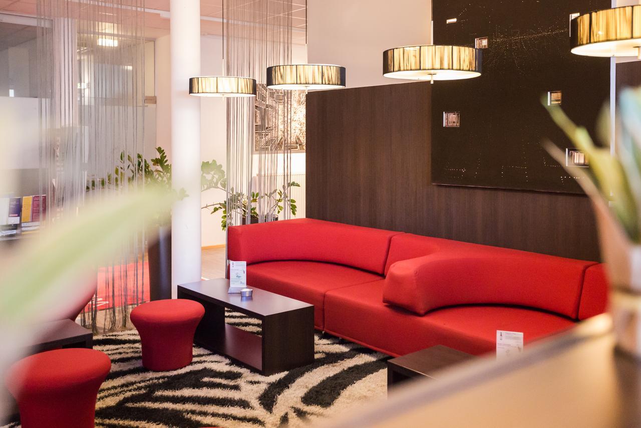 Arte Hotel Krems Екстериор снимка