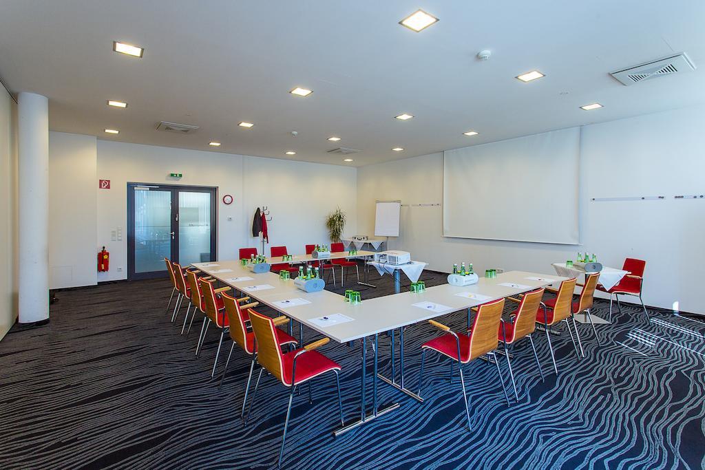 Arte Hotel Krems Екстериор снимка